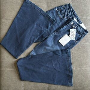 NWT KANCAN ULTRA FLARE JEANS 7/27